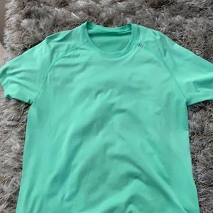 Lululemon Metal Vent Short Sleeve